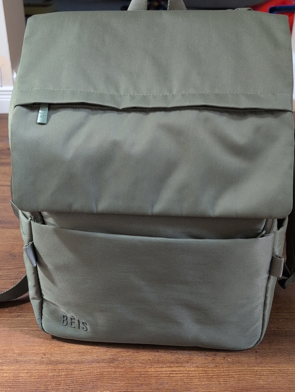 BEIS Diaper Backpack Earlier Generation - Picture 3 of 8